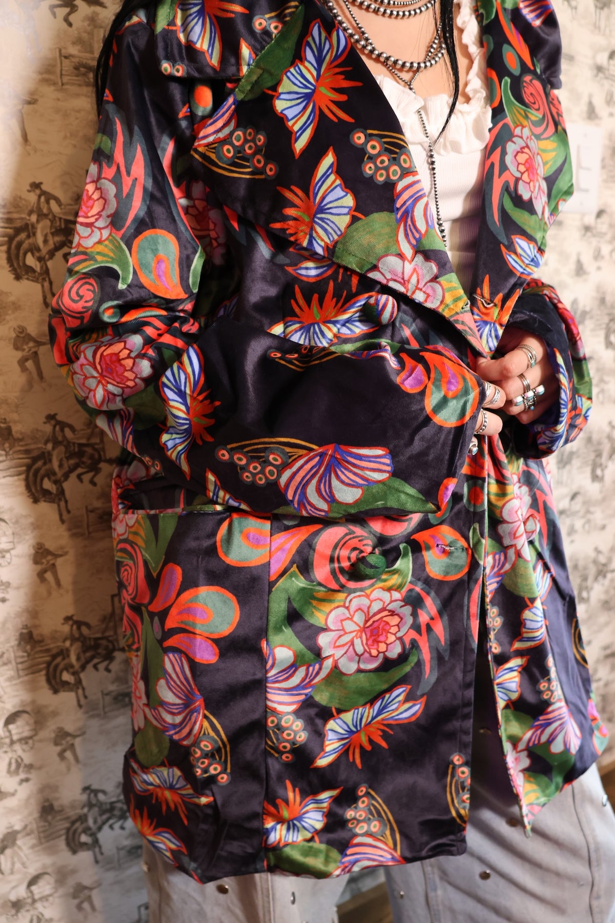 Lorelei  Velvet Blazer