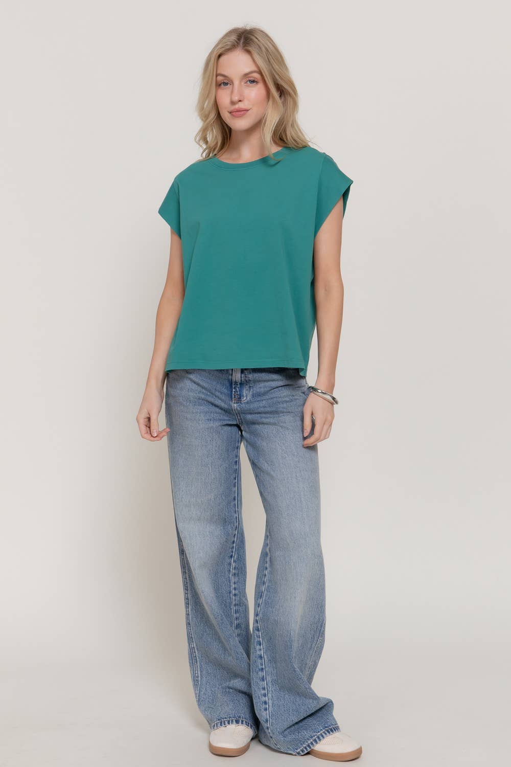 Sleeveless Round Neck Tee