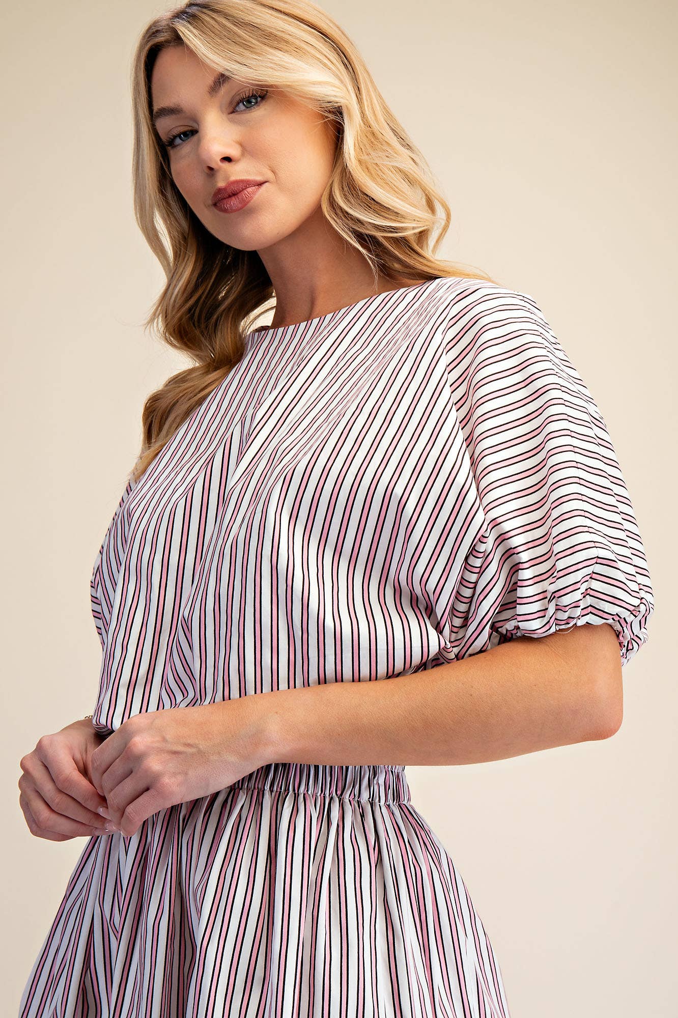 Round Neck Elastic Waist Balloon Crop Top