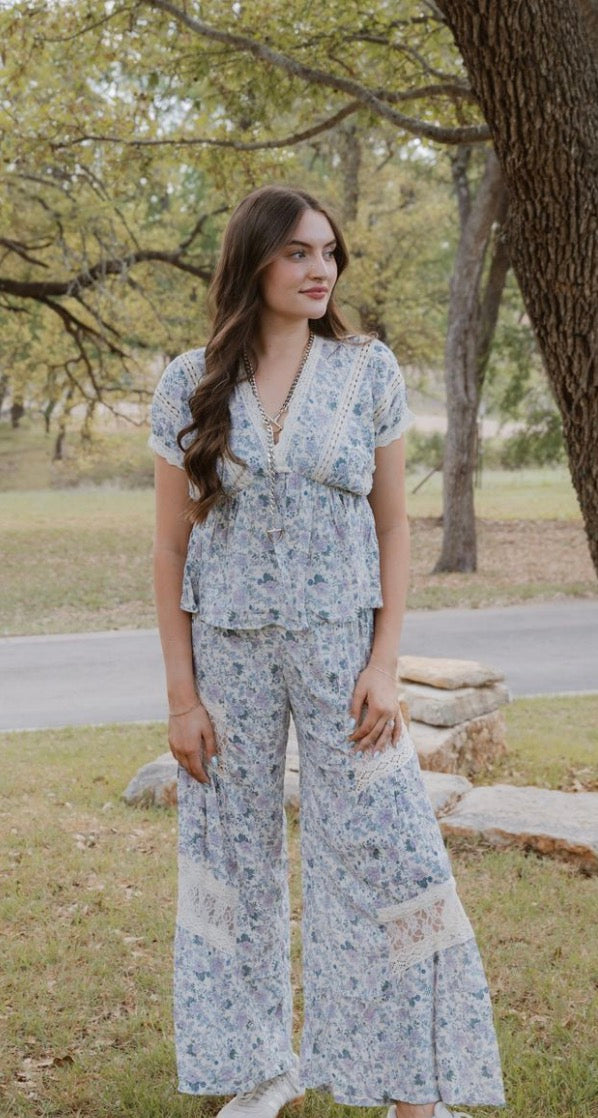 Ditzy Floral Top