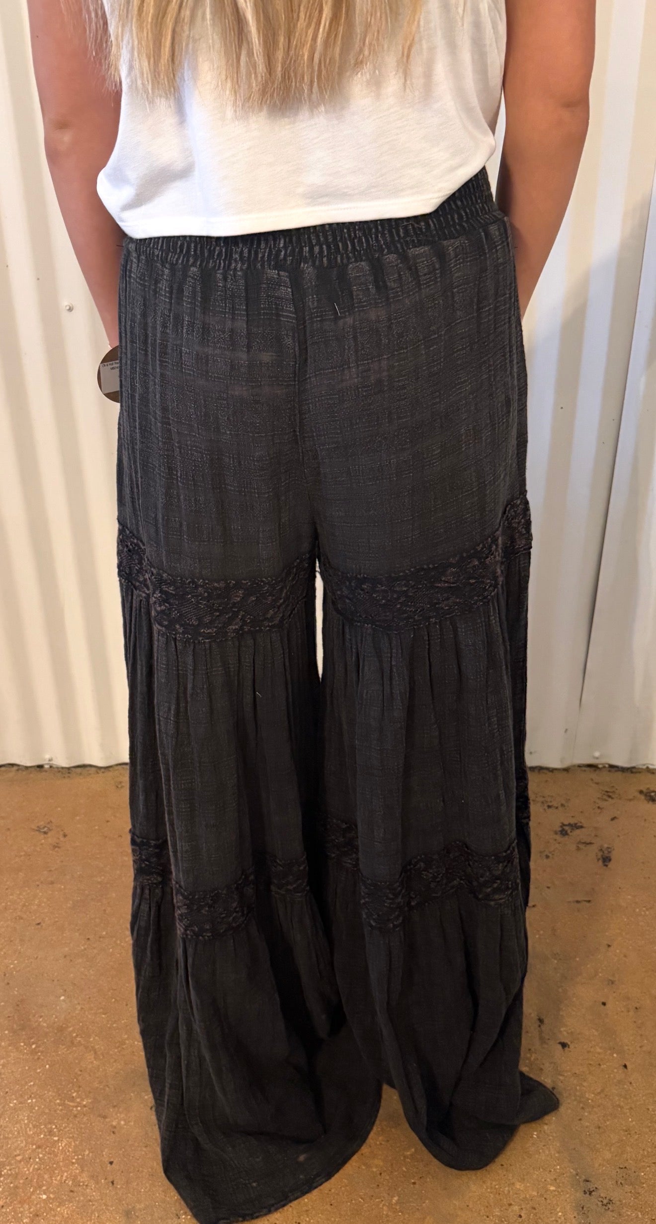 Washed Tiered Crinkle Pants Black