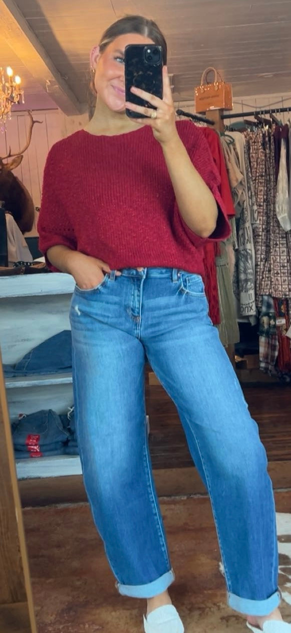 Mid RIse Barrel Jeans