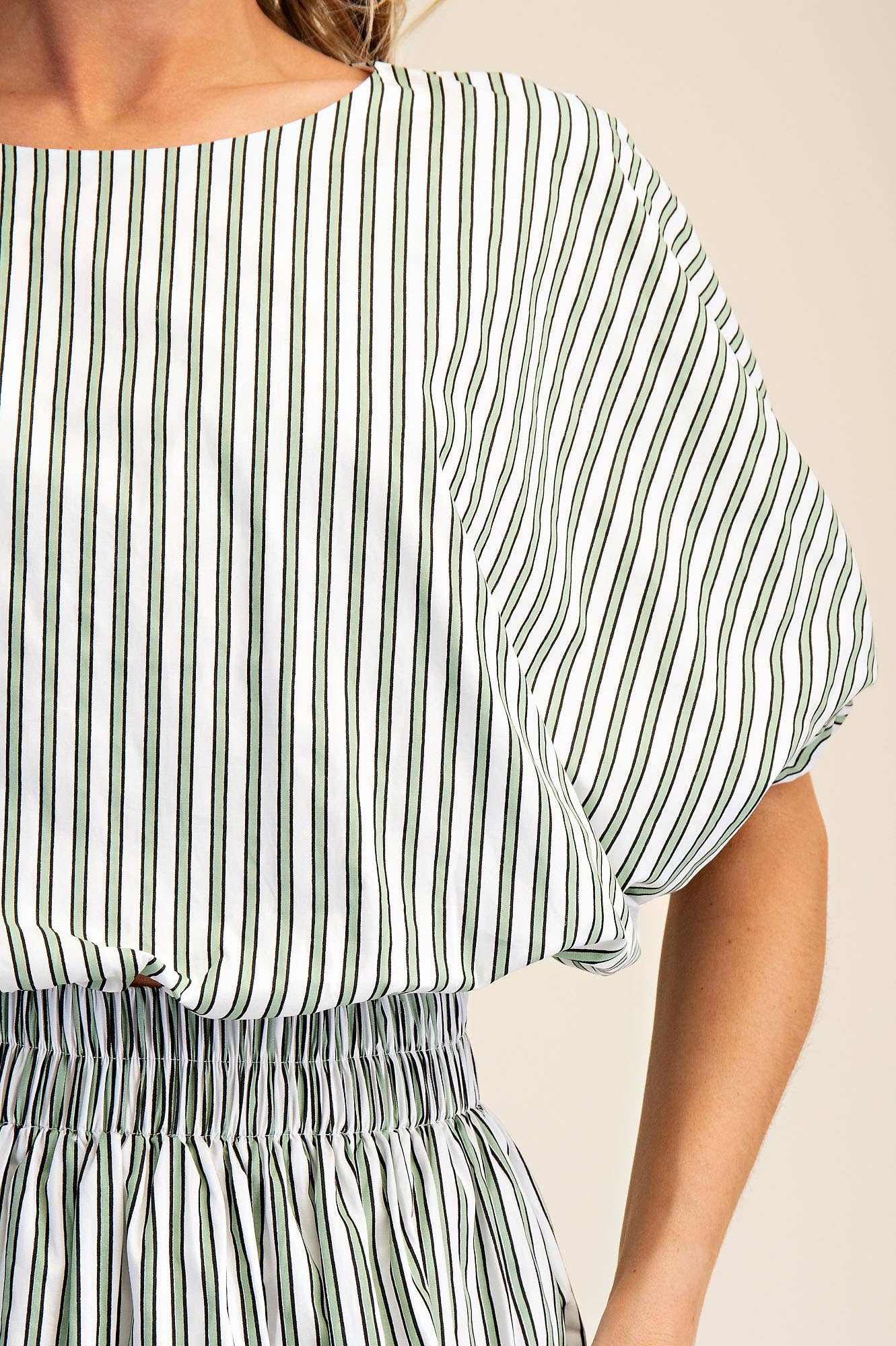 Round Neck Elastic Waist Balloon Crop Top
