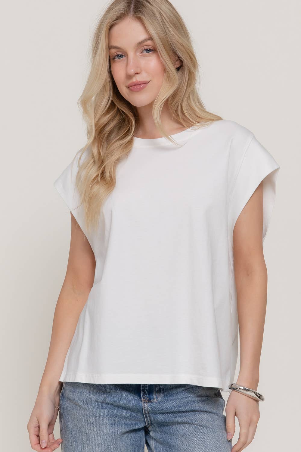 Sleeveless Round Neck Tee