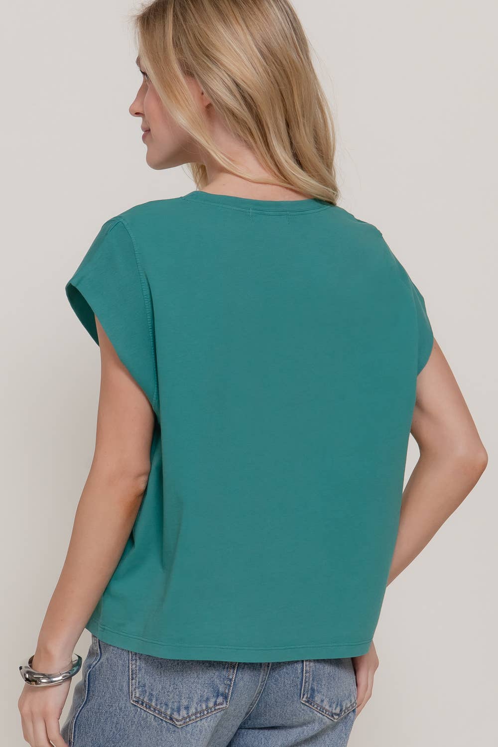 Sleeveless Round Neck Tee